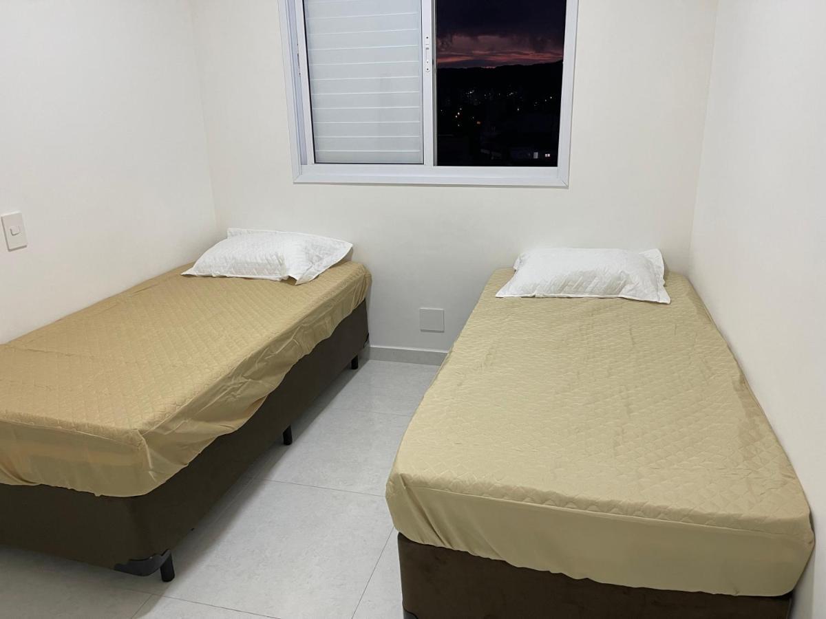 Lazer De Resort A Poucos Passos Da Praia غوارويا المظهر الخارجي الصورة